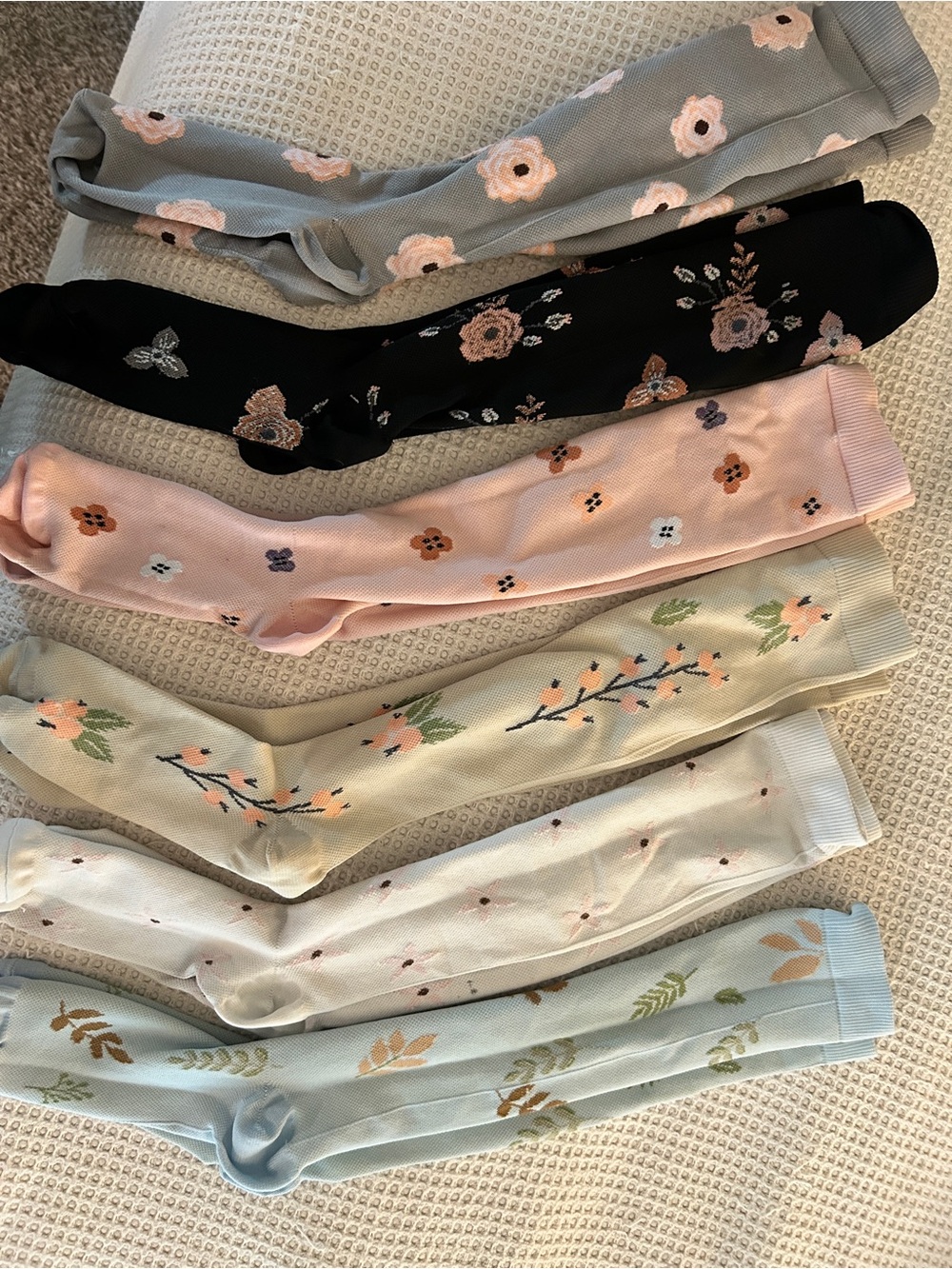 Floral Pattern Knee-High Compression Socks Set - Pastel Neutrals